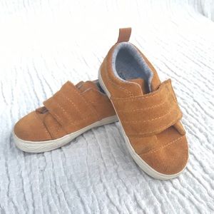 Mustard Zara Sneakers
